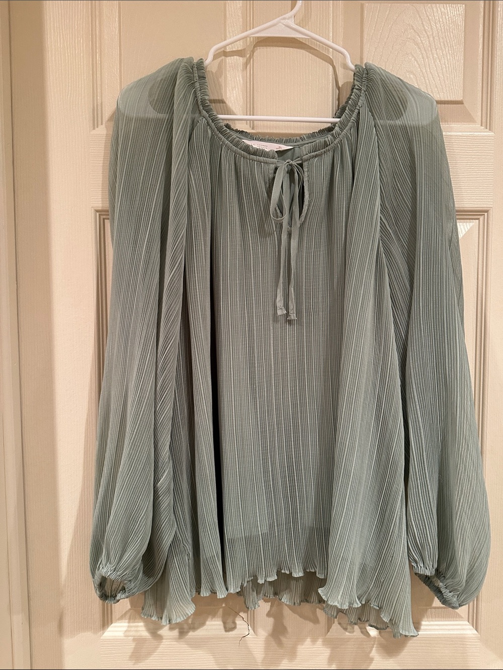LC Lauren Conrad Sage Green Pleated Tie-Neck Peasant Blouse